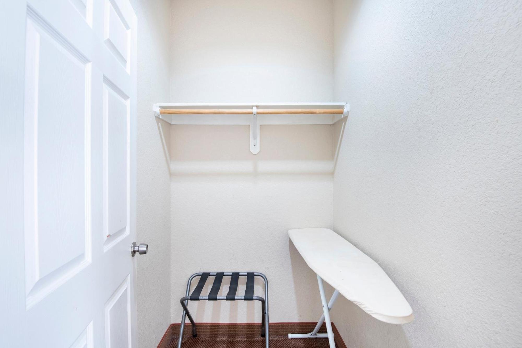 Oyo Townhouse Clute Lake Jackson Ngoại thất bức ảnh